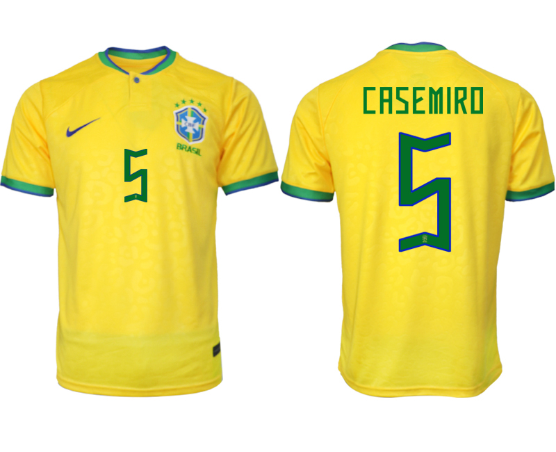 Billigt Brasilien Hemmatröja Herr VM 2022 Gul Fotbollströjor med tryck CASEMIRO 5