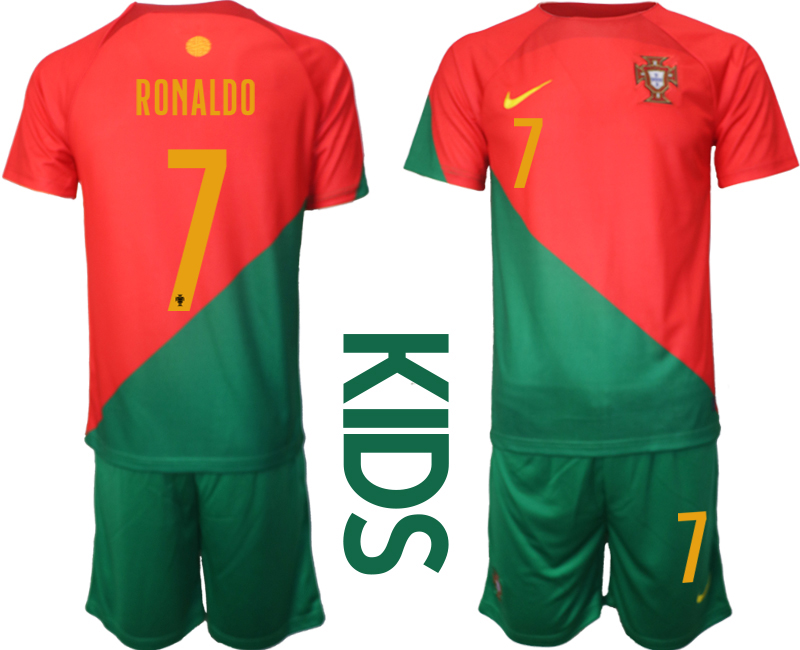 Beställa Fotbollströjor Portugal Hemmatröja Barn VM 2022 Fotbollskläder Set med tryck RONALDO 7