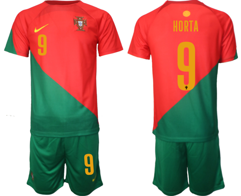 Fotbollströja med namn Portugal Hemmatröja VM 2022 för Herr Kortärmad + Korta byxor med namn HORTA 9
