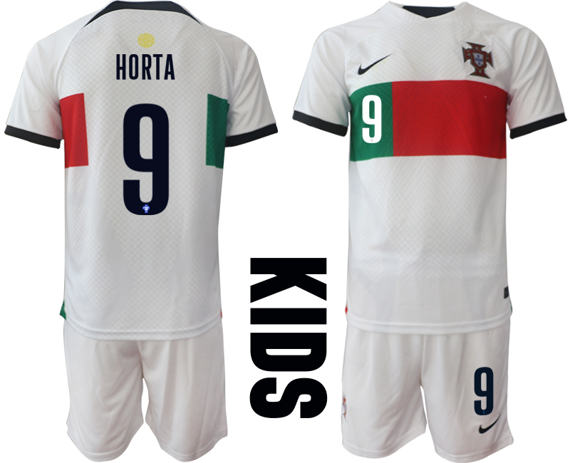 Nya HORTA #9 Beställa Fotbollströjor Portugal Bortatröja Barn VM 2022 Kortärmad + Korta byxor Fotbollströjor Sverige