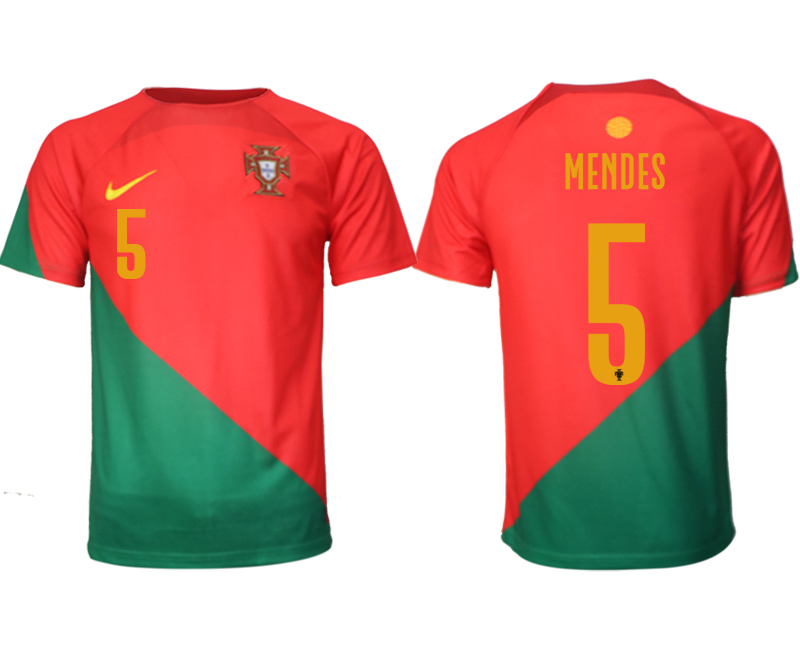 Billiga Fotbollströjor Portugal Hemmatröja VM 2022 Herr Kortärmad med tryck MENDES 5