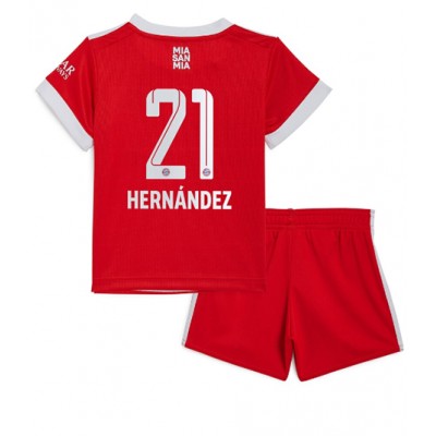 Billiga Fotbollströjor FC Bayern München Hemmatröja 22/23 fotbollströja set för barn Hernandez 21