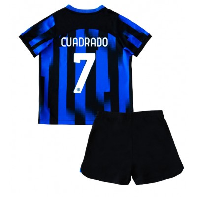 Billiga Fotbollströjor Barn Inter Milan Hemmatröja 2023-2024 fotbollströja set Juan Cuadrado 7