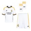 Billiga Fotbollströjor Barn Real Madrid Hemmatröja 2023-24 Kortärmad shorts Daniel Carvajal 2