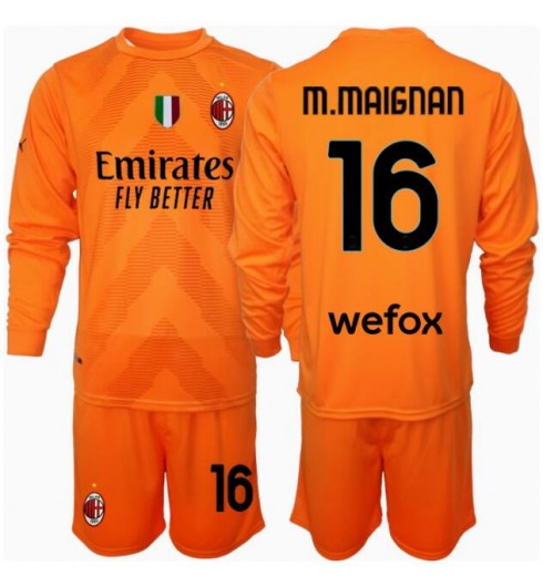 Fotbollströjor Billigt Barn AC Milan Målvakt Bortatröja 2024/25 Mike Maignan 16