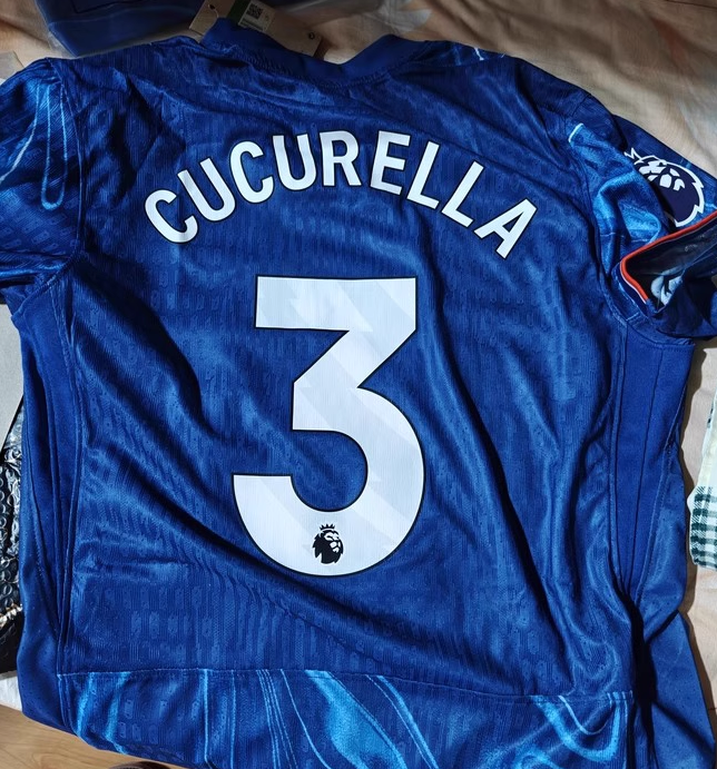 https://www.fotbollbilliga.com/wp-content/uploads/2025/04/Chelsea-Fotbollstrojor-2025.png