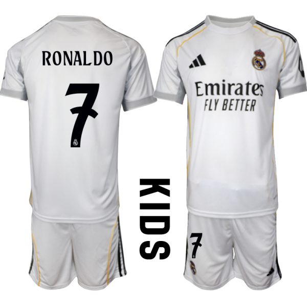 Köp Fotbollssats Barn Real Madrid Hemmatröja 2025/26 Real Madrid Hemmatröja 2025/26 Cristiano Ronaldo 7