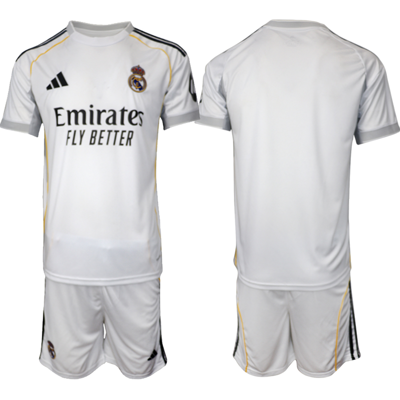 Fotbollströjor Billigt Herr Real Madrid Hemmatröja 2025/26 Kortärmad shorts