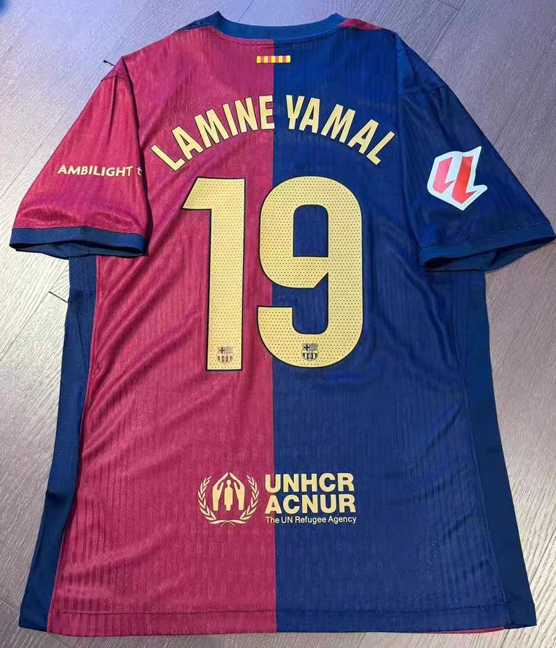 https://www.fotbollbilliga.com/wp-content/uploads/2025/04/lamine-yamal-troja.png