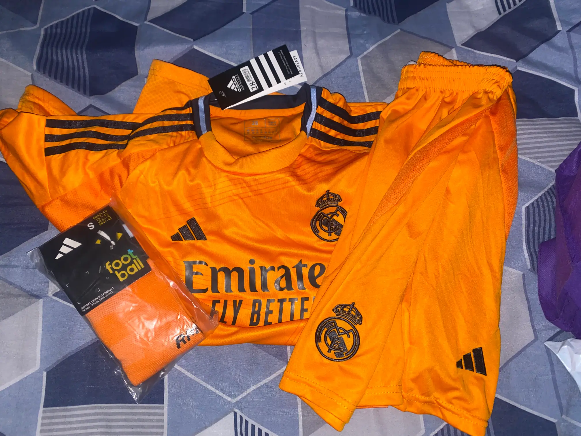 https://www.fotbollbilliga.com/wp-content/uploads/2025/05/Real-Madrid-Fotbollsklader.png