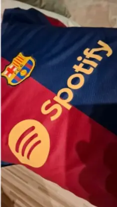Dam FC Barcelona Hemmatroja 2025.webp