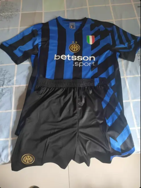 Billiga Fotbollstrojor Barn Inter Milan Hemmatroja.webp