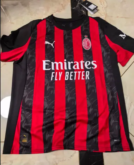 Billiga Fotbollstrojor Herr AC Milan Hemmatroja 2026.webp