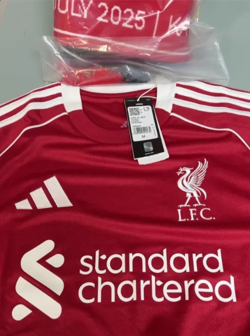 Billiga Fotbollstrojor Herr Liverpool Hemmatroja 2025.webp