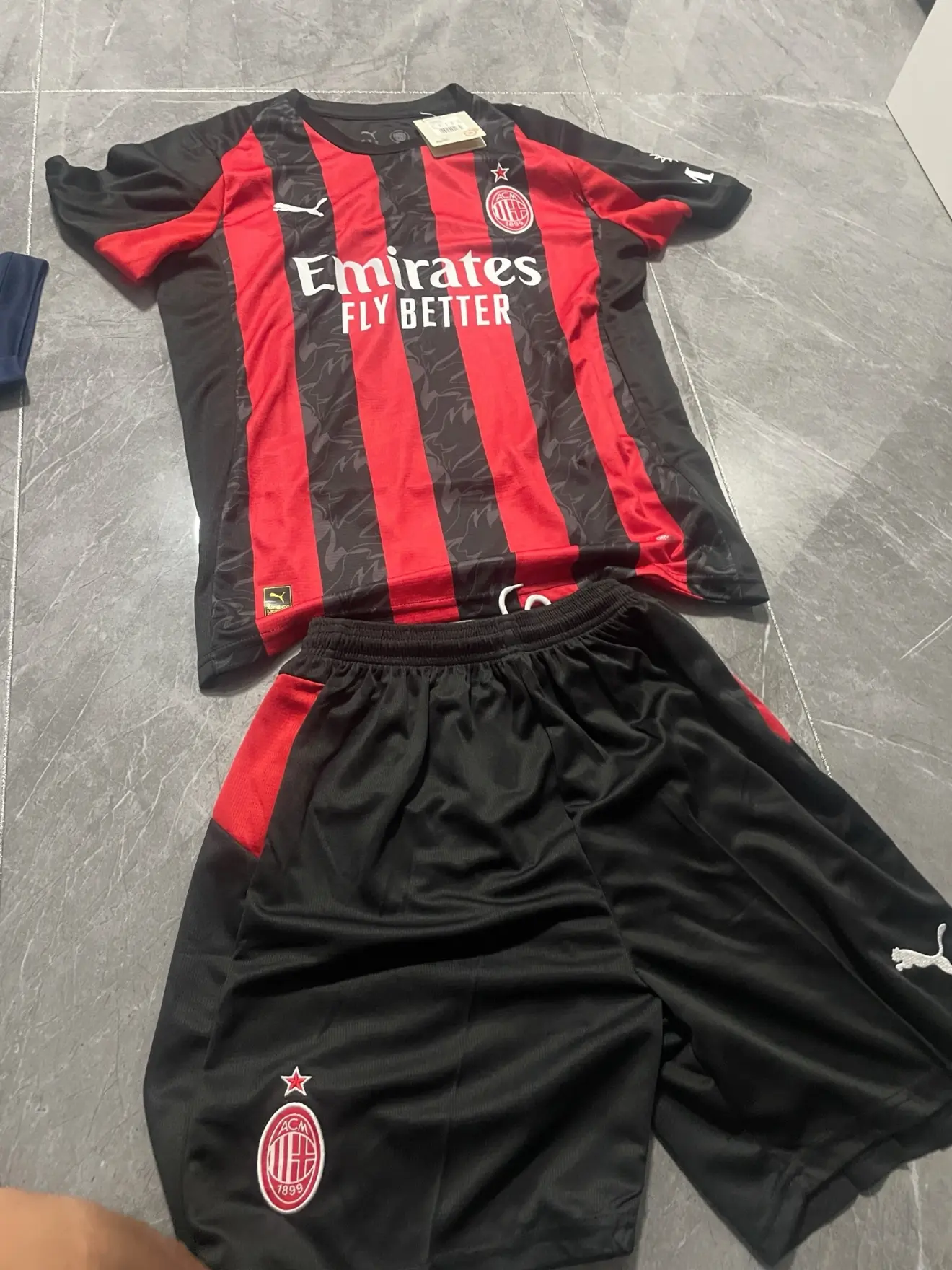 Fotbollstrojor Barn AC Milan Hemmastall 2025-26.webp