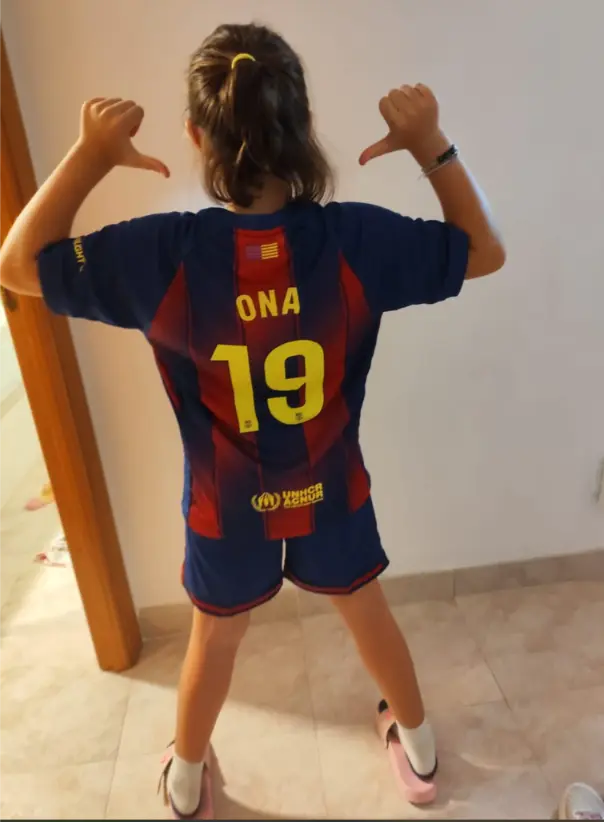 Billiga Fotbollstrojor Barn FC Barcelona Hemmatroja 2026 Fotbollsset.webp