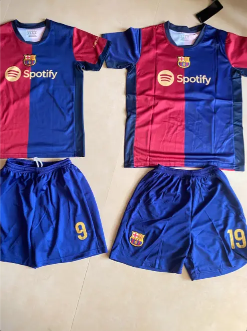 Billiga Fotbollstrojor Barn FC Barcelona fotbollstroja set.webp