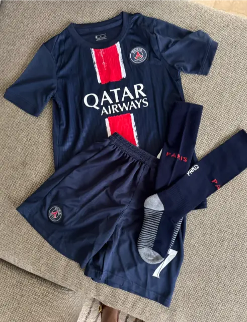 Billiga Fotbollstrojor Barn Paris Saint Germain Hemmatroja 2025.webp