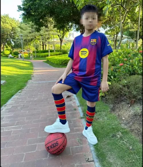 Lamine Yamal 10 Barn FC Barcelona Hemmatroja 2026.webp