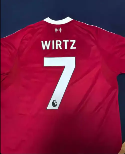 Florian Wirtz 7 Liverpool Hemmatroja 2026-2.webp