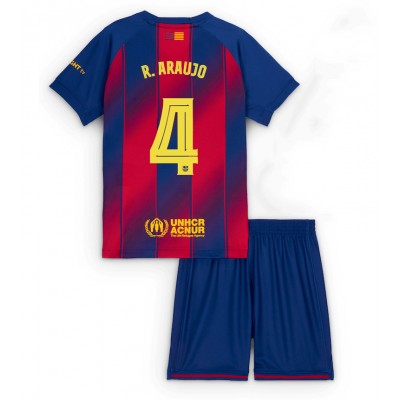 Billiga Fotbollströjor Barn FC Barcelona Hemmaställ 2025/26 Set Ronald Araujo 4