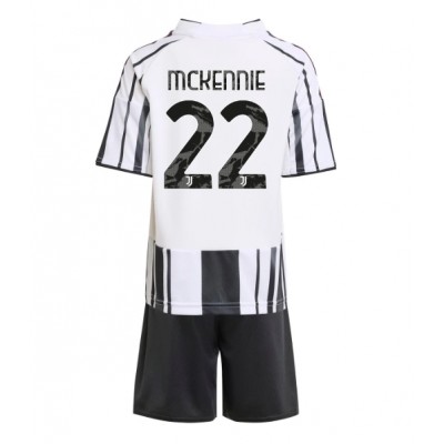 Matchställ Fotboll Barn Juventus Hemmaställ 2025/26 Weston McKennie 22