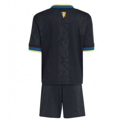 Billiga Fotbollströjor Barn Manchester United Tredjeställ 2025/26 Kortärmad Tröja + Shorts