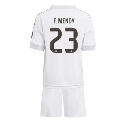 Fotbollskläder Set Barn Real Madrid Hemmatröja 2025/26 Ferland Mendy 23