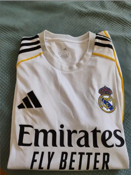 Billiga Fotbollstrojor Dam Real Madrid Hemmatroja 2026 Kortarmad.webp