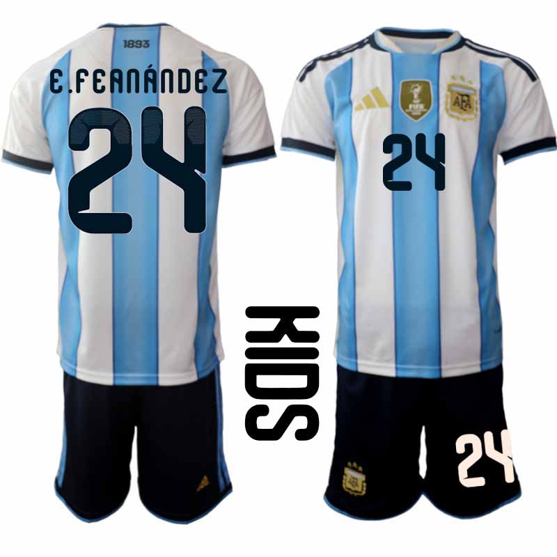 Argentina tröja 2026 VM Hemma Barn Enzo Fernández #24 Kortärmad Fotbollsset + Shorts