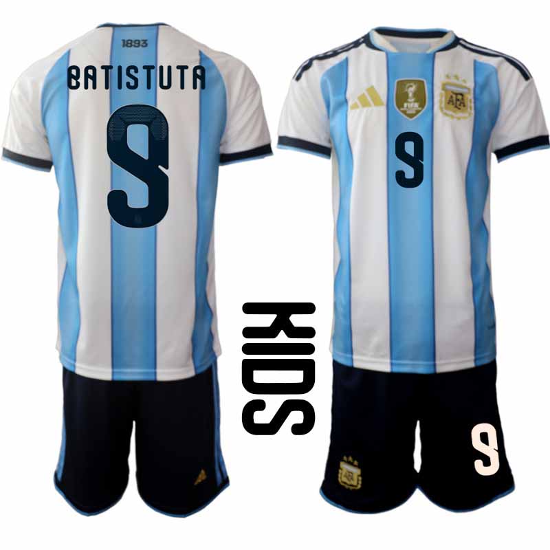 Argentina tröja 2026 VM Hemma Barn Gabriel Batistuta #9 Kortärmad Fotbollsset + Shorts