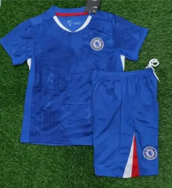Barn Fotbollstrojor Chelsea FC Hemmatroja 2026 Kortarmad Shorts.webp