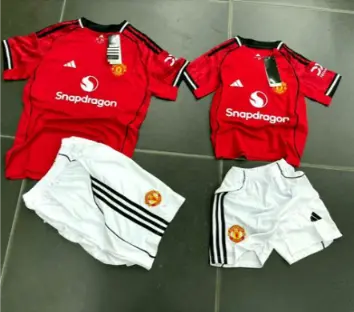Fotbollsset Barn Manchester United Hemma 2026 Benjamin Sesko 30.webp