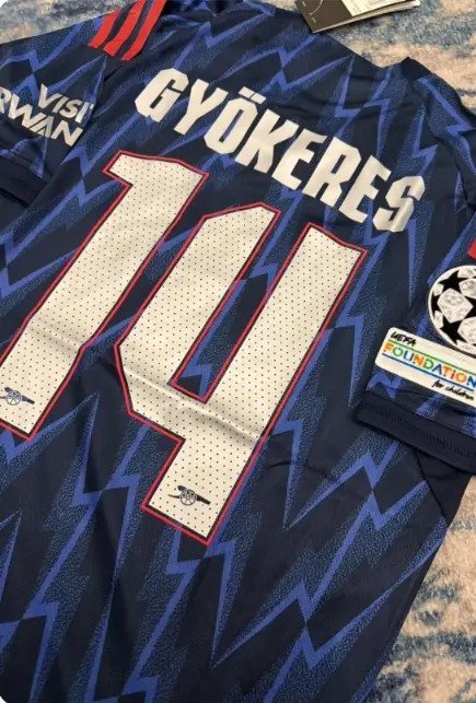 Fotbollstroja Arsenal Borta 2025 26 Viktor Gyokeres 14.webp