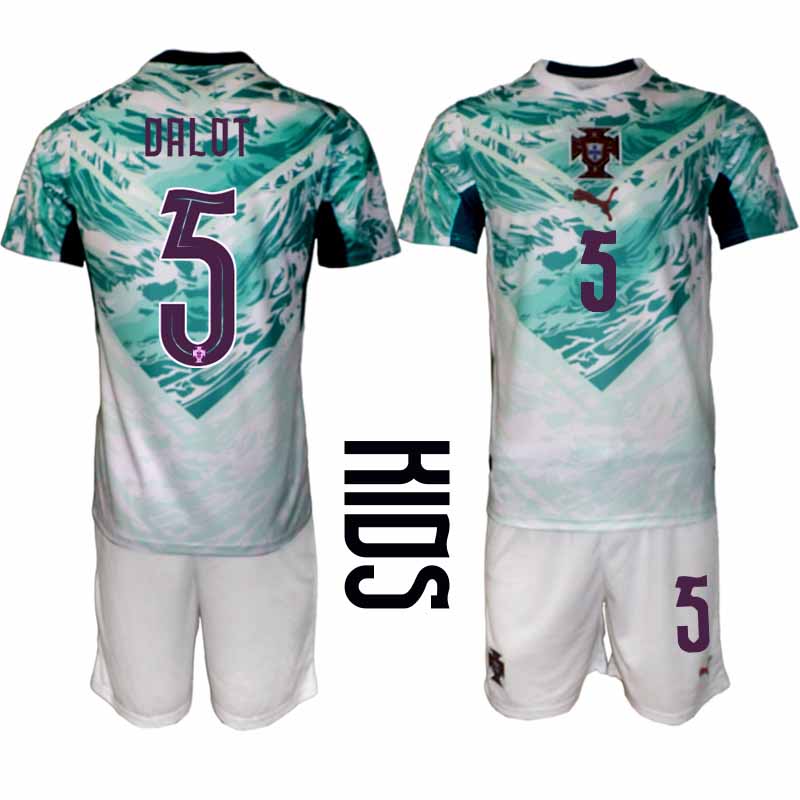 Portugal Bortatröja VM 2026 Barn – Diogo Dalot #5 Fotbollsset