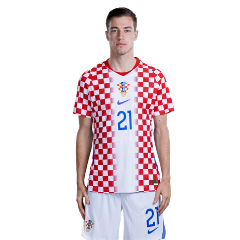 Luka Sučić 21 Kroatien Hemmatröja VM 2026 Herr Matchtröja Med Shorts
