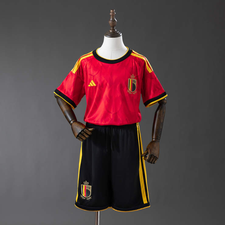 Barn Matchtröja Belgien VM 2026 Hemmaställ med Shorts