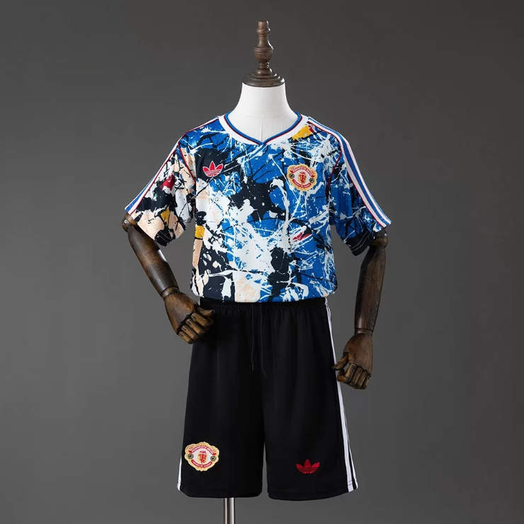 Manchester United x The Stone Roses 2026/27 Barn Matchtröja Set med Shorts
