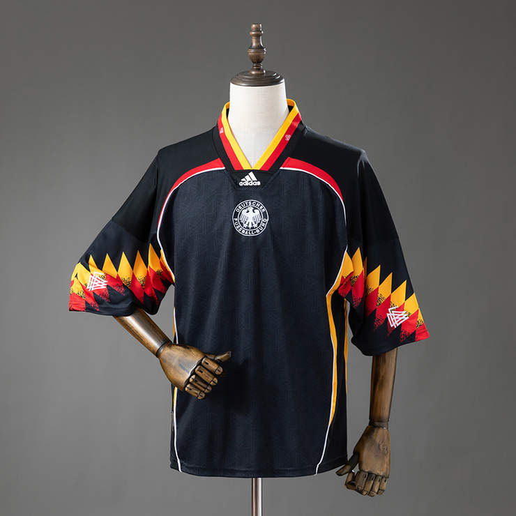 Tyskland Bring Back Remixed Retro Kortärmad Matchtröja Herr