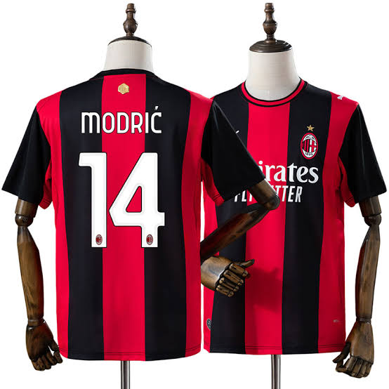 AC Milan 2026/27 Luka Modrić 14 Hemmaställ Herr Röd Svart Matchtröja